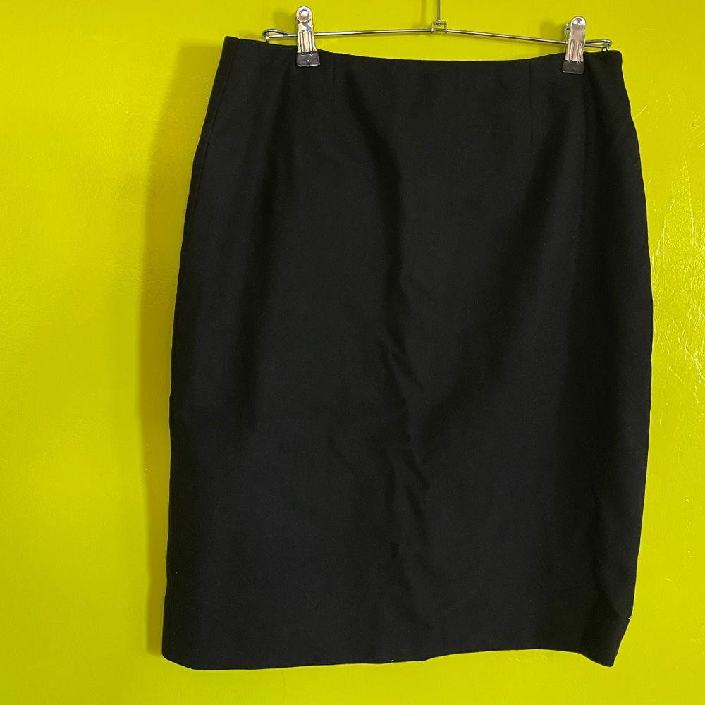 Carlisle Skirt, Black, Size 8 US